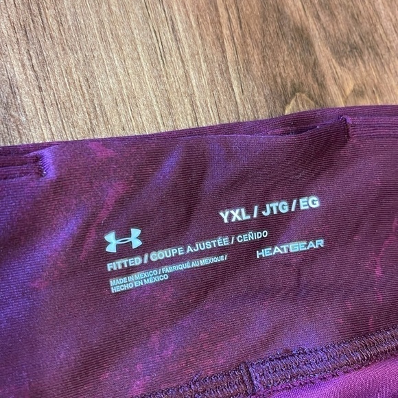 Under armour youth XL fitted heatgear athletic leggings in deep purple-maroon - Picture 2 of 8